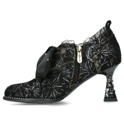 Hot Laura Vita Derbies - OLIVEO 05