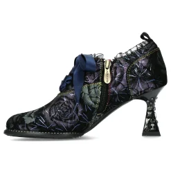 Hot Laura Vita Derbies - OLIVEO 05